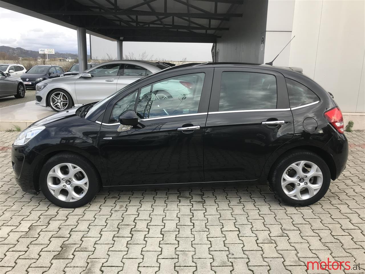 2011' Citroen C3 photo #5