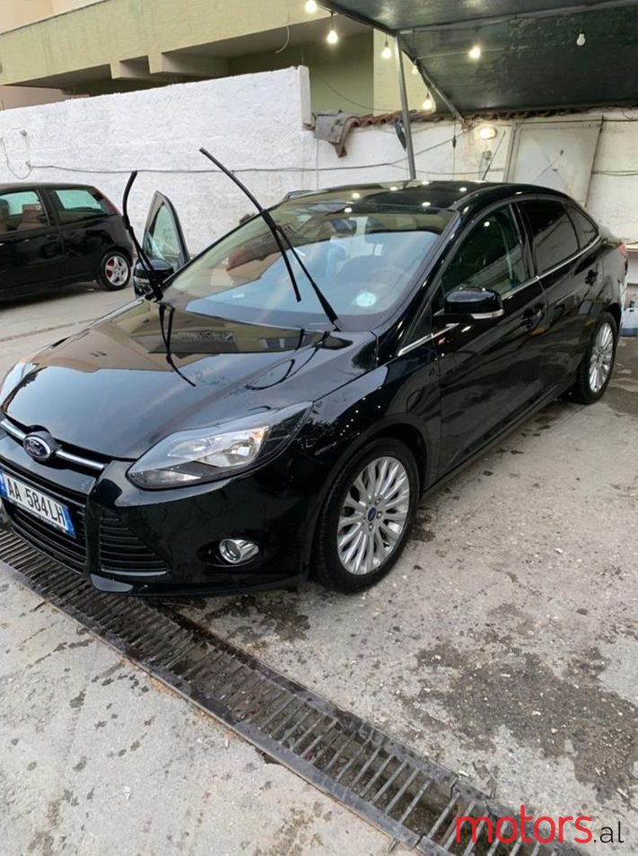 2014' Ford Focus photo #1