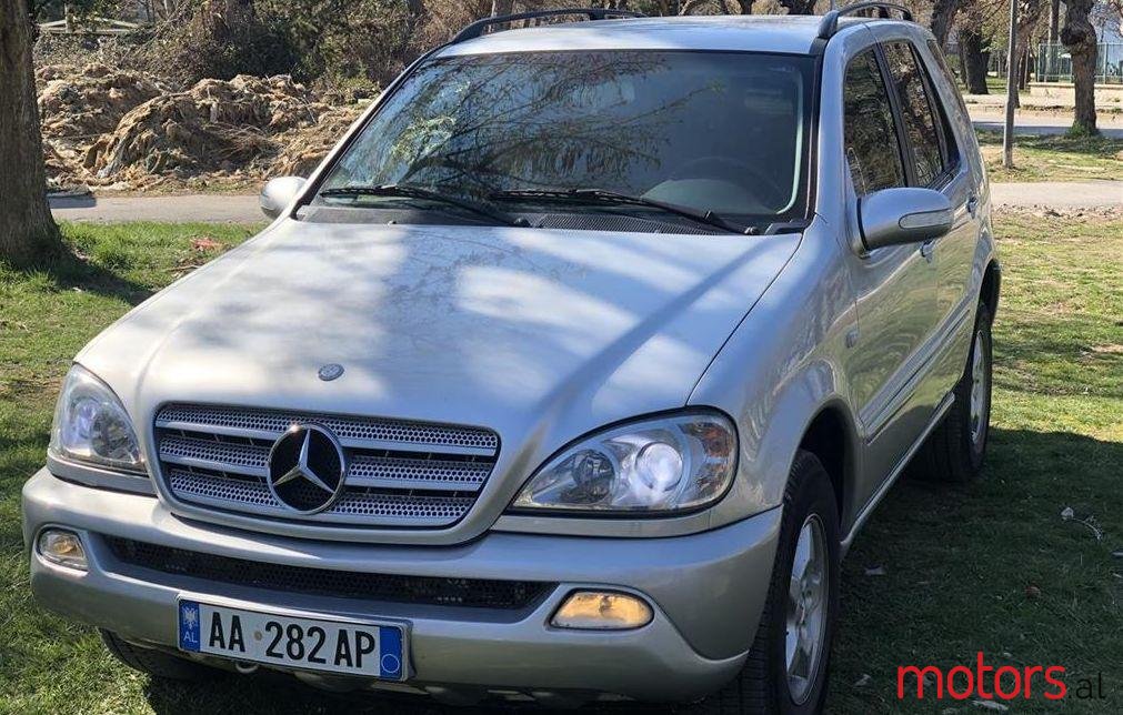 2002' Mercedes-Benz ML 270 photo #1