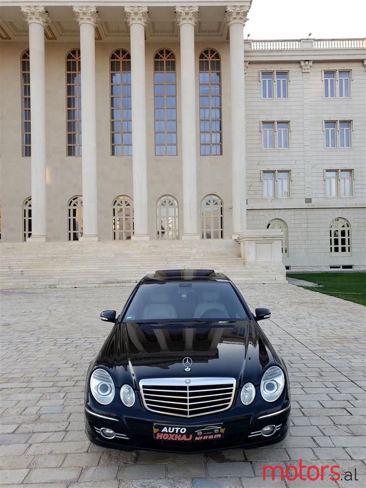 2006' Mercedes-Benz E 320 photo #2