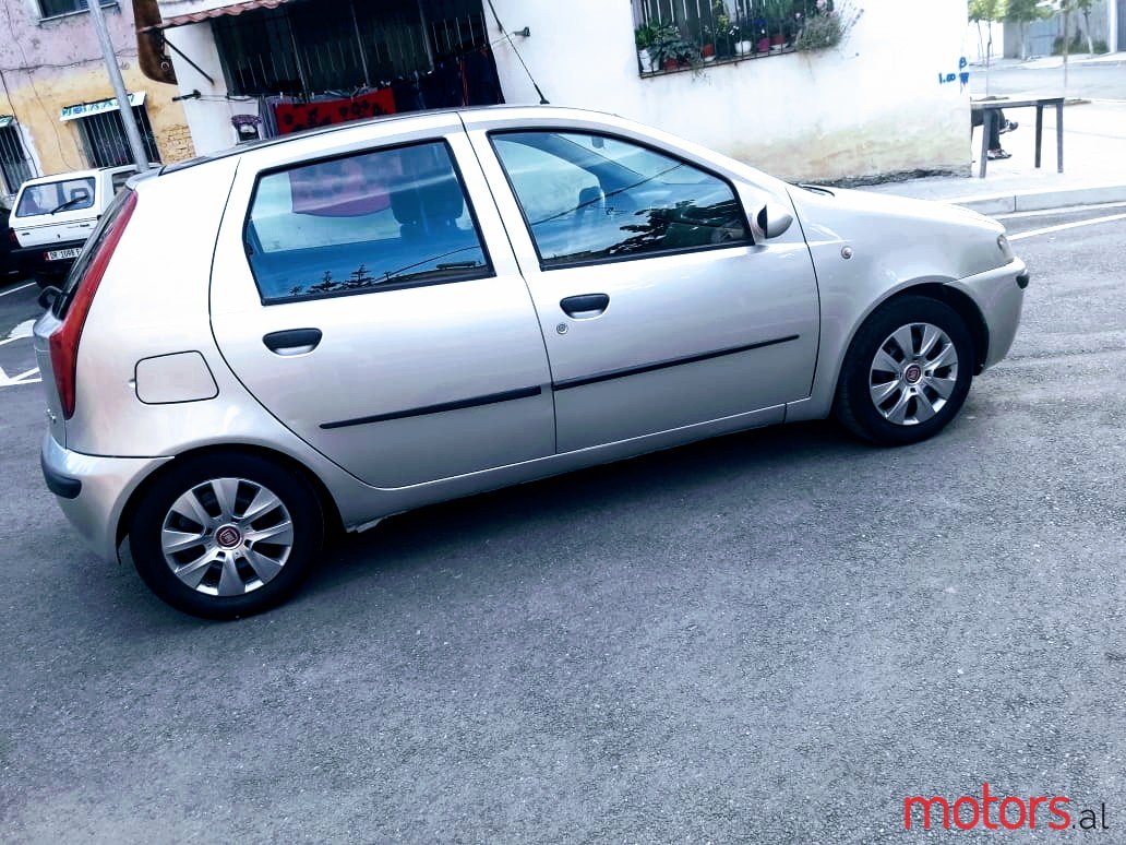 2001' Fiat Punto Fiat Punto 1.9 Nafte JTD Manua photo #1