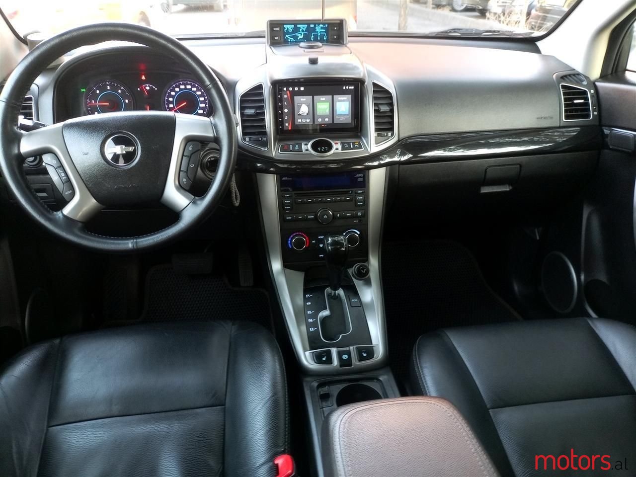 2012' Chevrolet Captiva photo #2