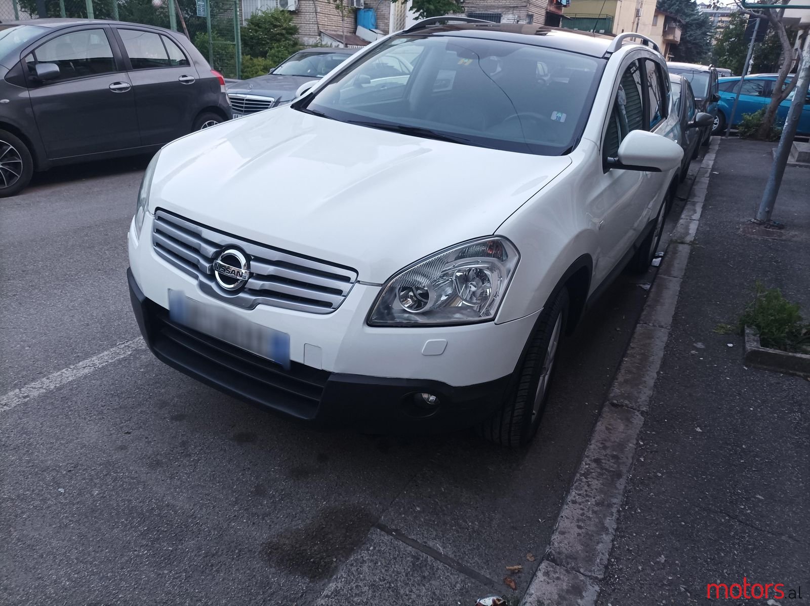 2009' Nissan Qashqai+2 photo #5