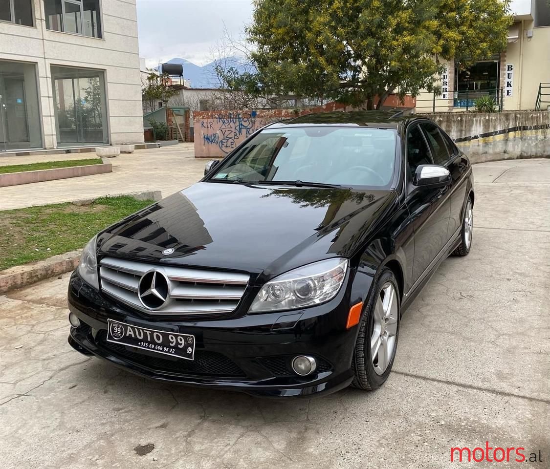 2008' Mercedes-Benz C 300 photo #1