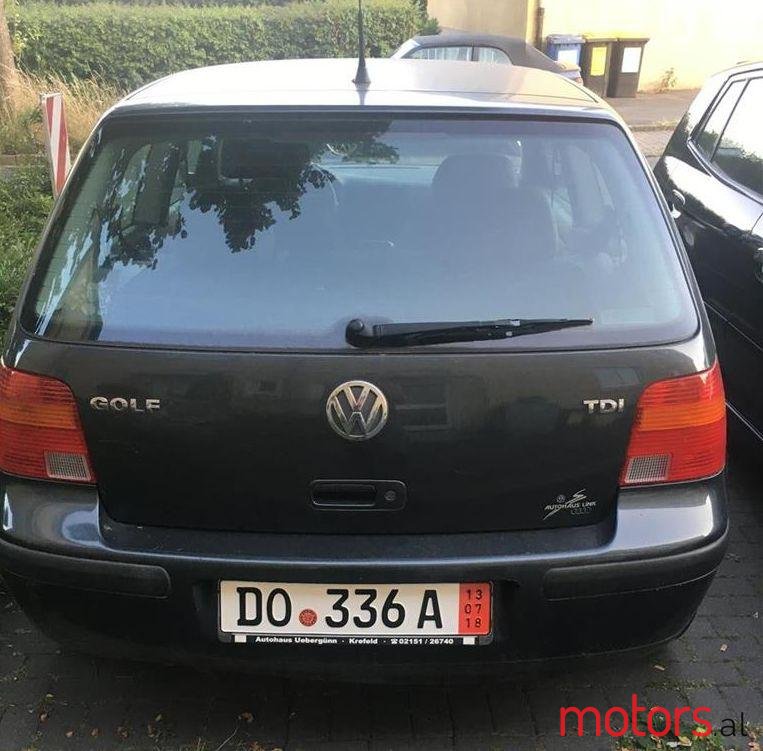 2000' Volkswagen Golf photo #3