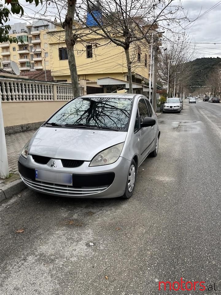 2005' Mitsubishi Colt photo #6