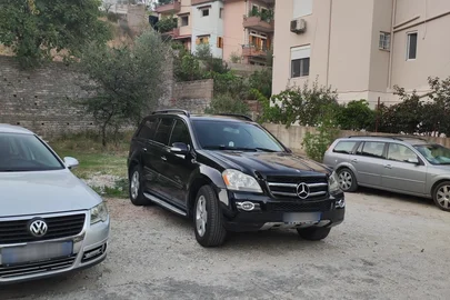 2008' Mercedes-Benz GL 320