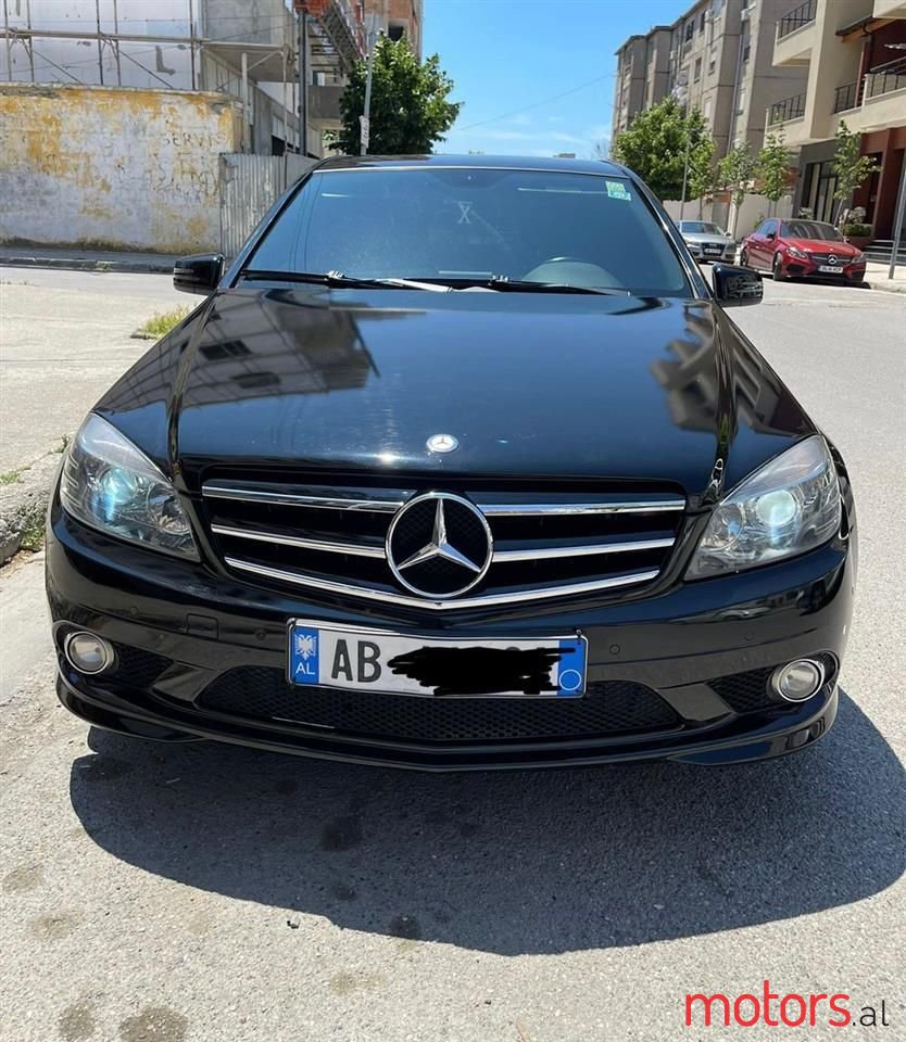 2011' Mercedes-Benz C 200 photo #3