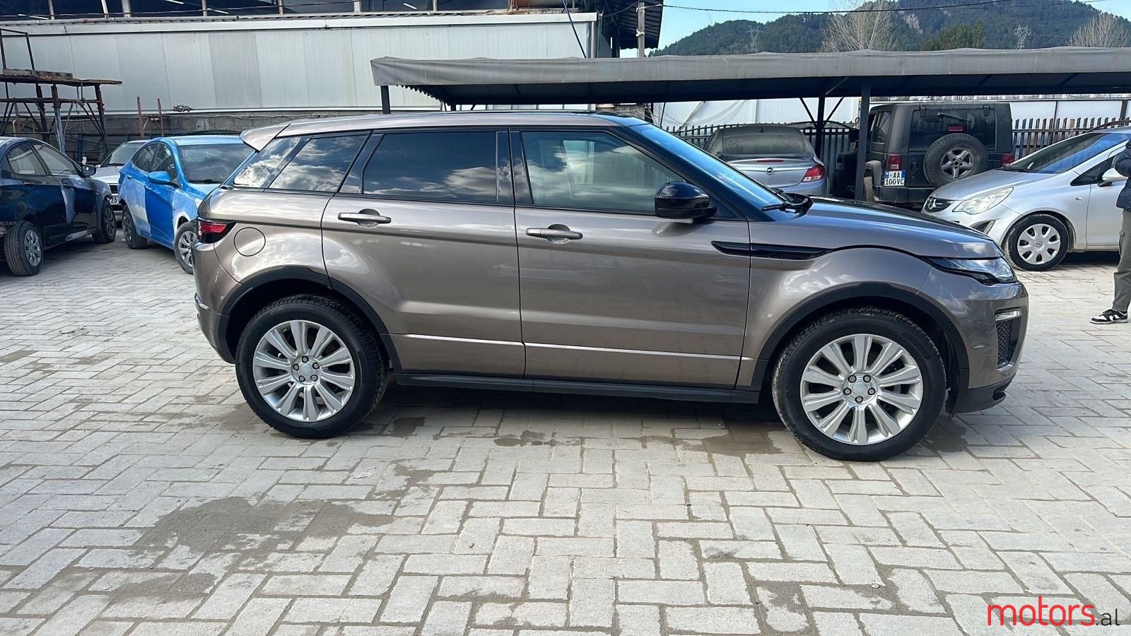 2017' Land Rover Range Rover Evoque photo #4
