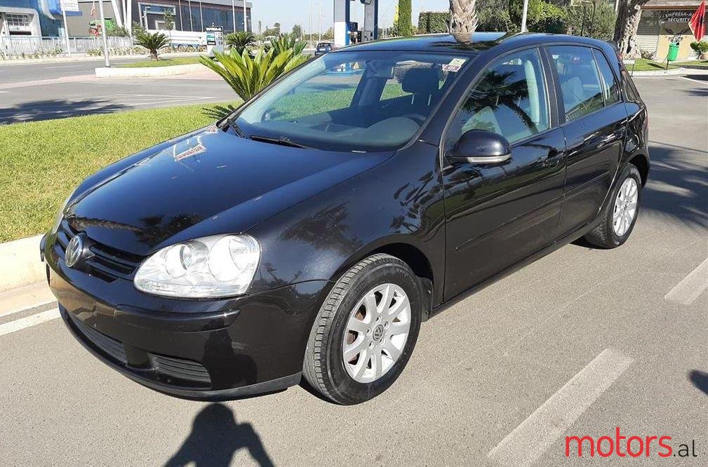 2005' Volkswagen Golf photo #1