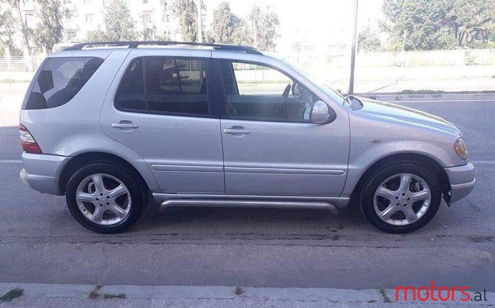 2000' Mercedes-Benz ML 320 photo #4
