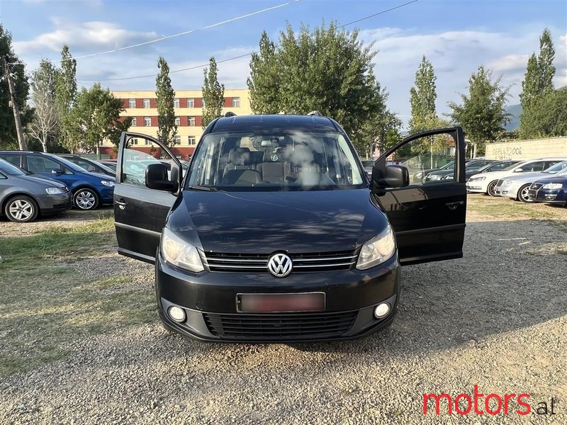 2011' Volkswagen Caddy photo #2