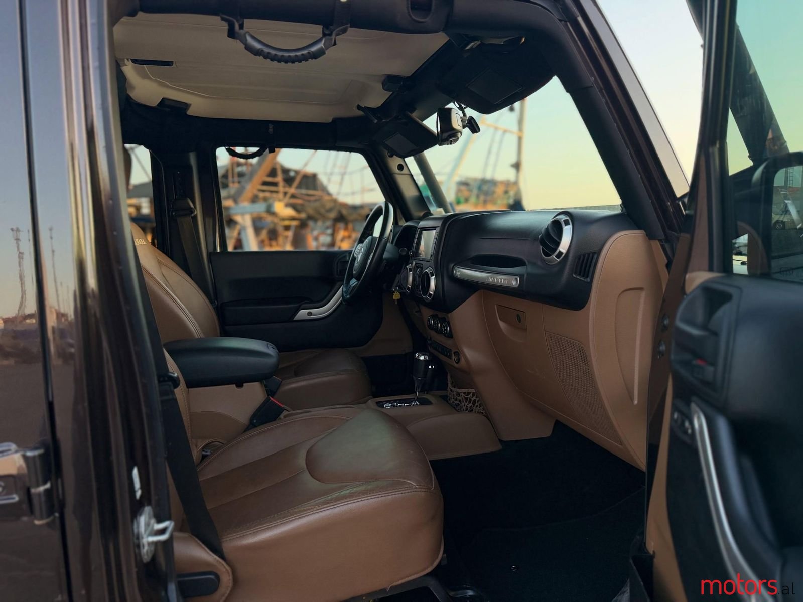 2014' Jeep Wrangler photo #2