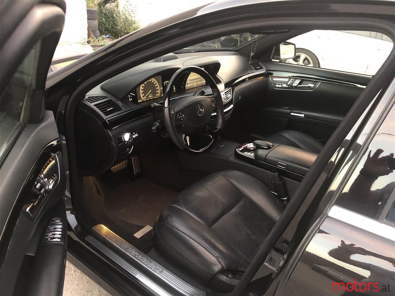 2008' Mercedes-Benz S 550 photo #4