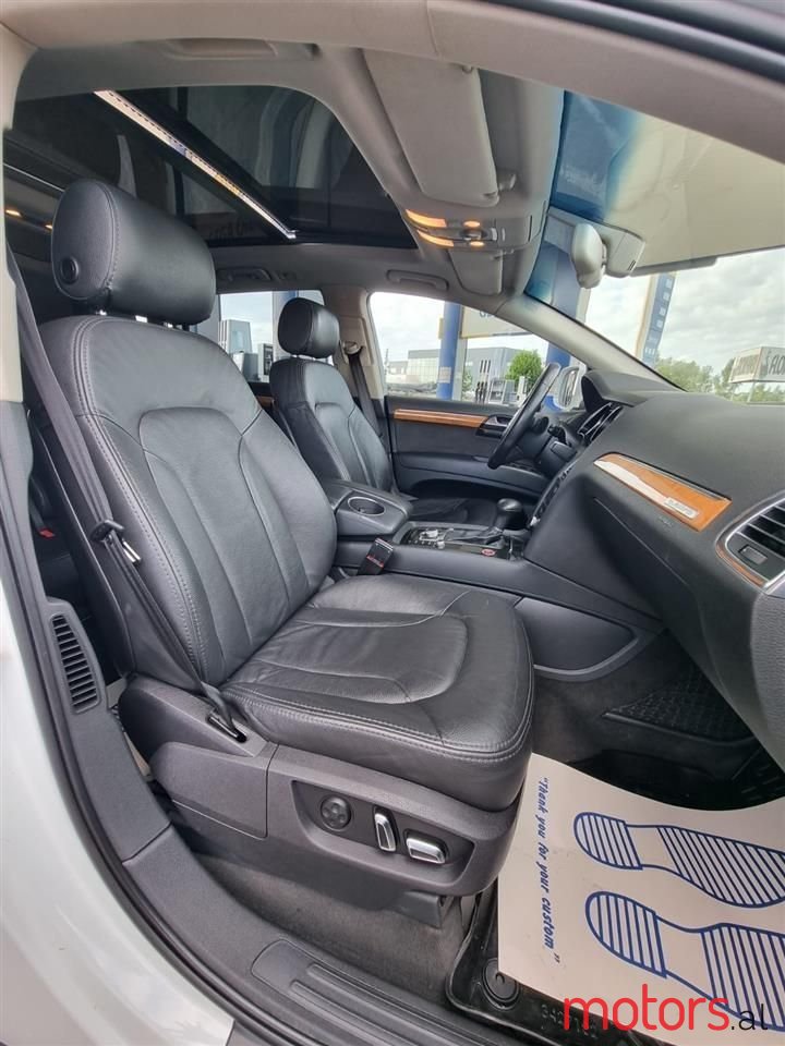 2013' Audi Q7 photo #2