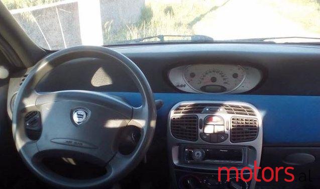 2001' Lancia Ypsilon photo #3