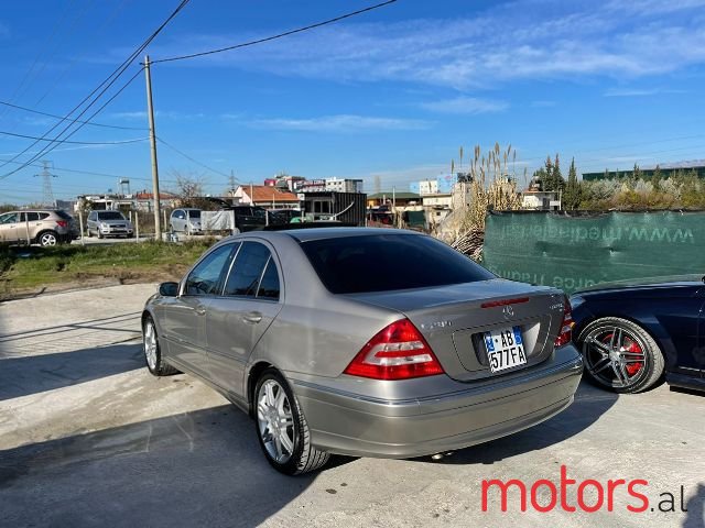 2007' Mercedes-Benz C-Class photo #5