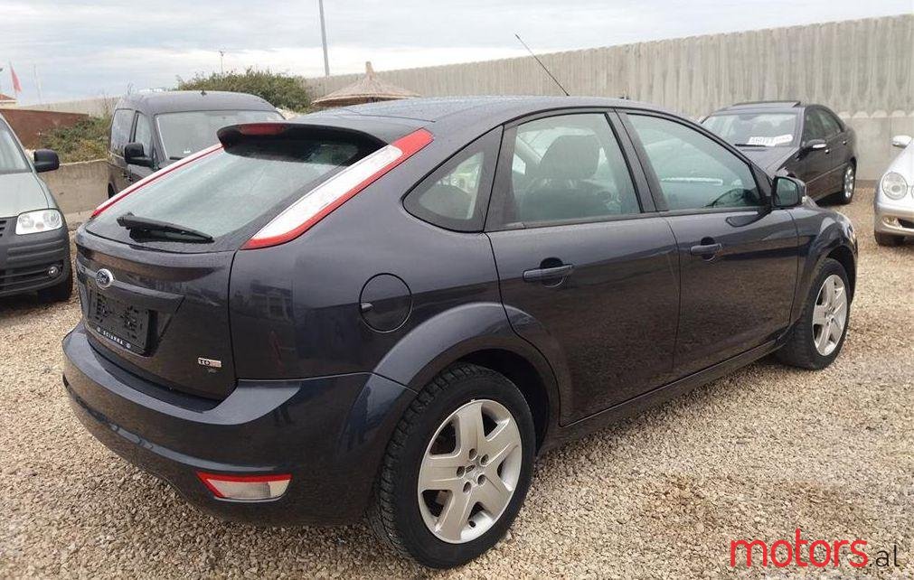 2010' Ford Focus photo #1