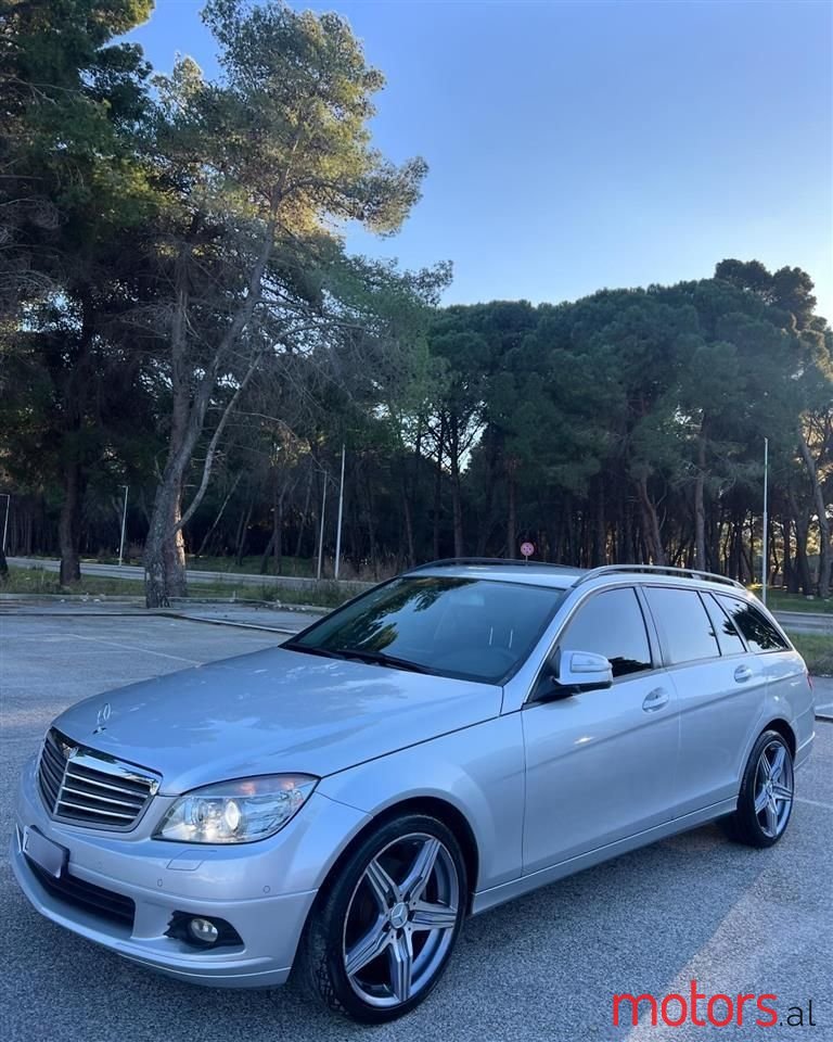 2008' Mercedes-Benz C 220 photo #1