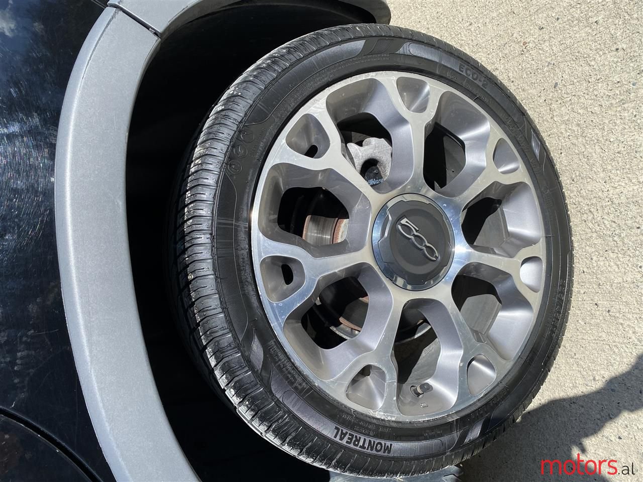 2014' Fiat 500L photo #6