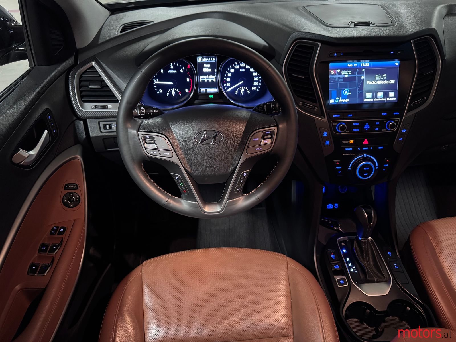 2016' Hyundai Santa Fe photo #6