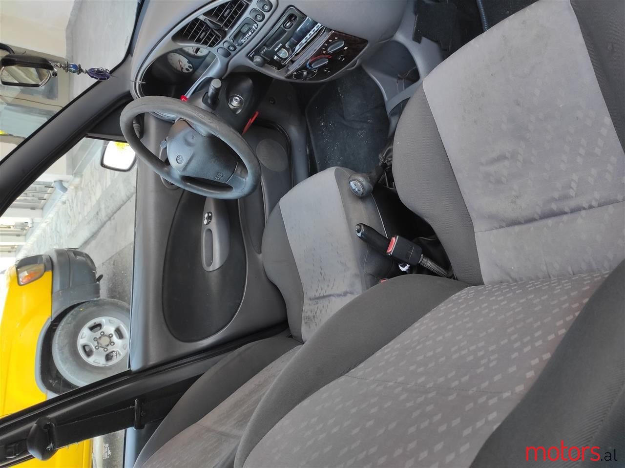 2000' Ford Fiesta photo #3