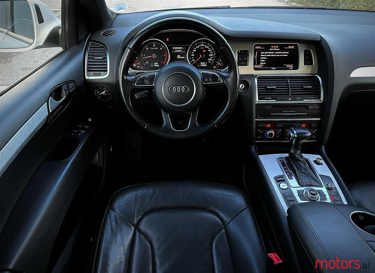 2015' Audi Q7 photo #4