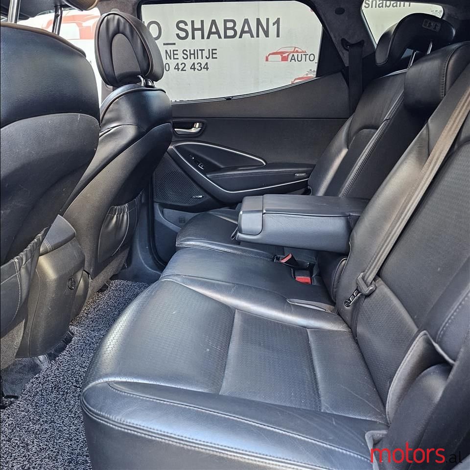 2014' Hyundai Santa Fe photo #2