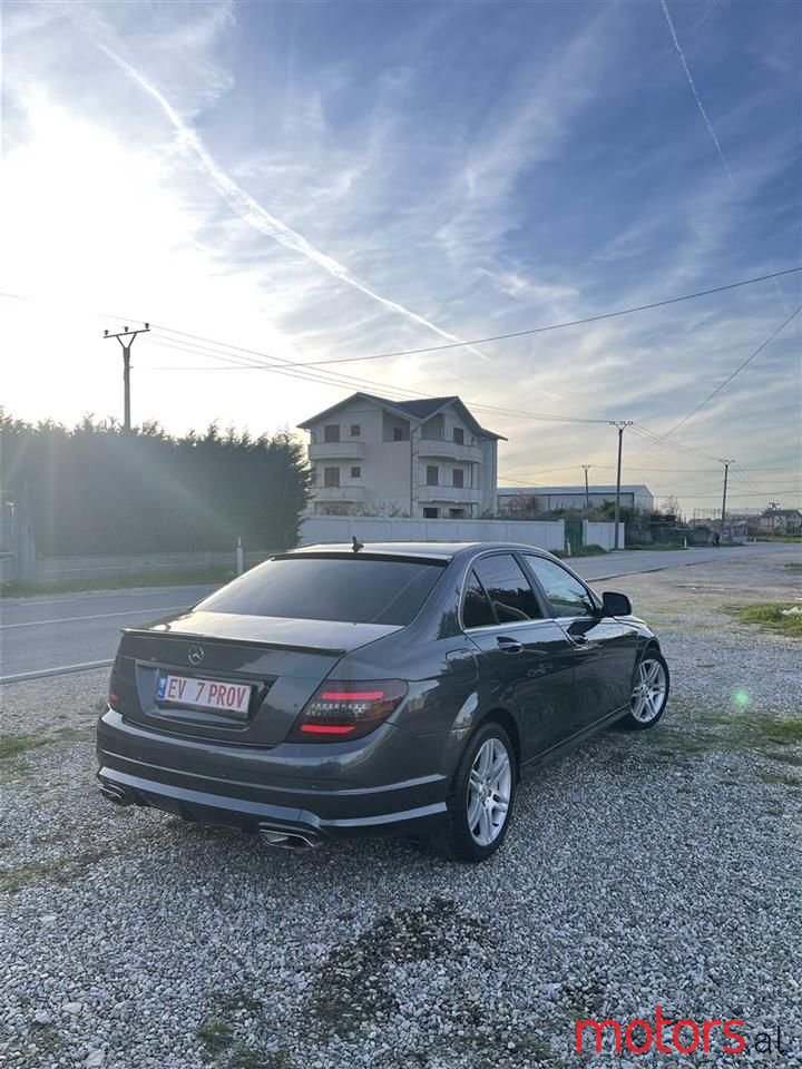 2008' Mercedes-Benz C 220 photo #3