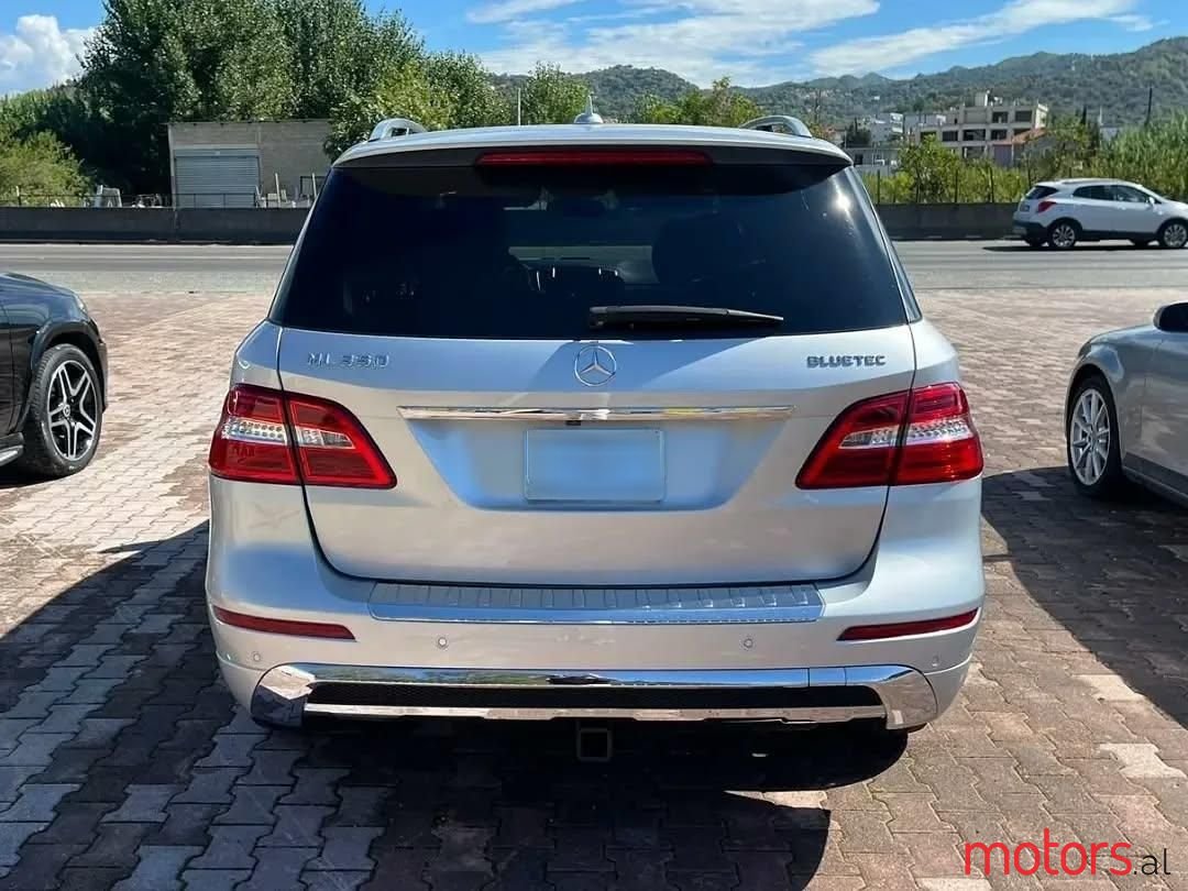 2013' Mercedes-Benz ML 350 photo #3