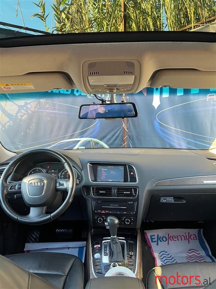 2012' Audi Q5 photo #3