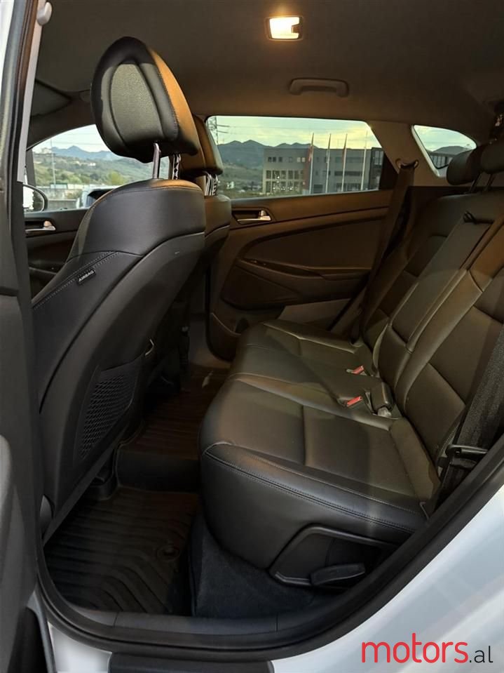 2016' Hyundai Tucson photo #4