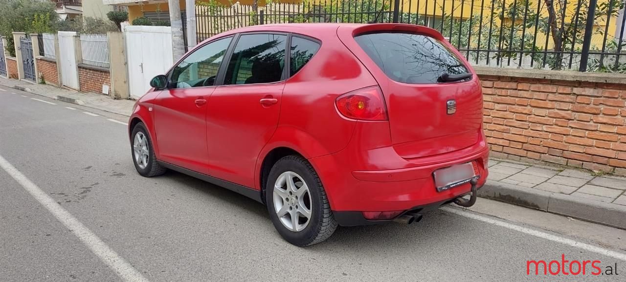 2004' SEAT Altea photo #4