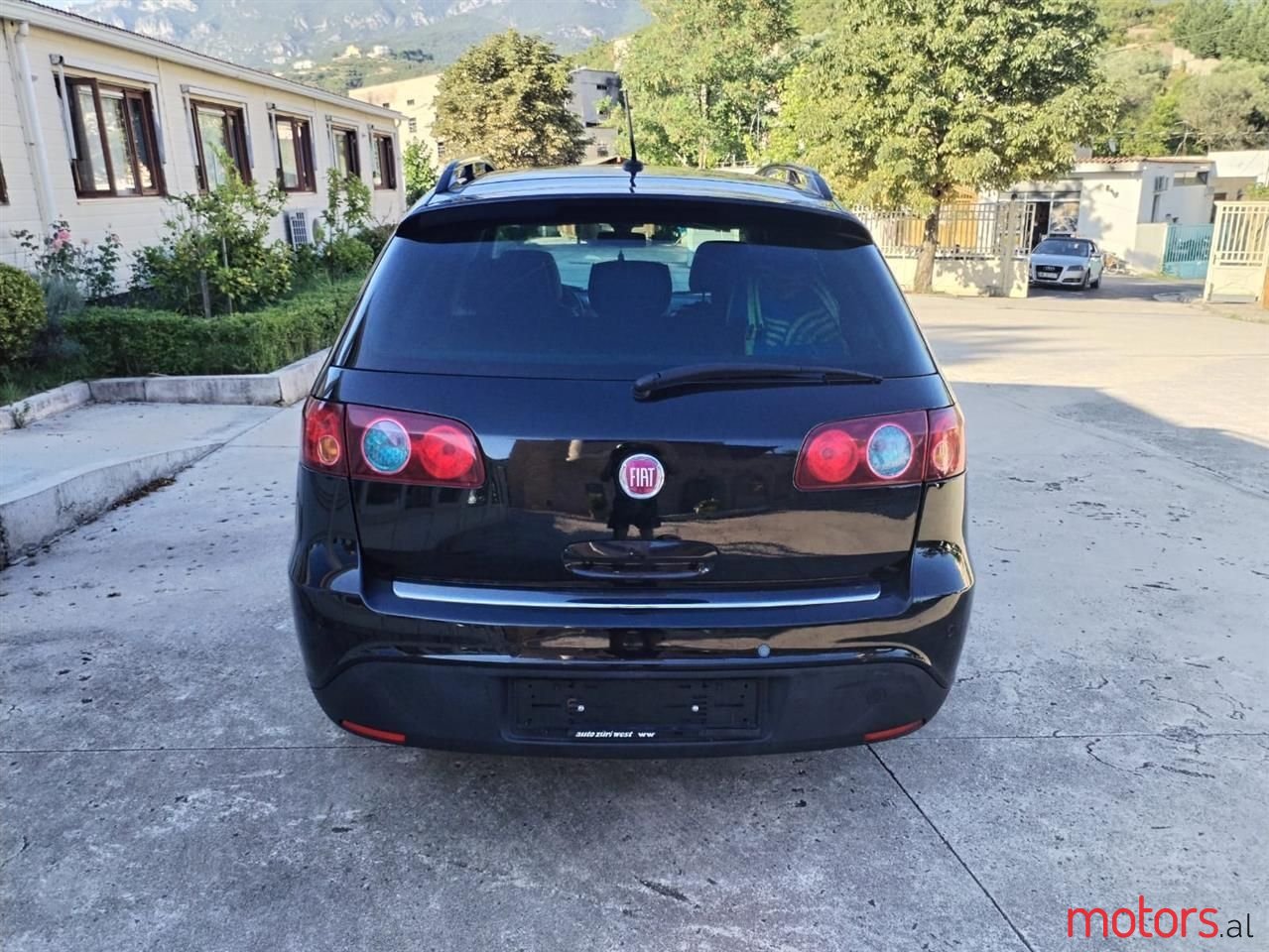 2009' Fiat Croma photo #3