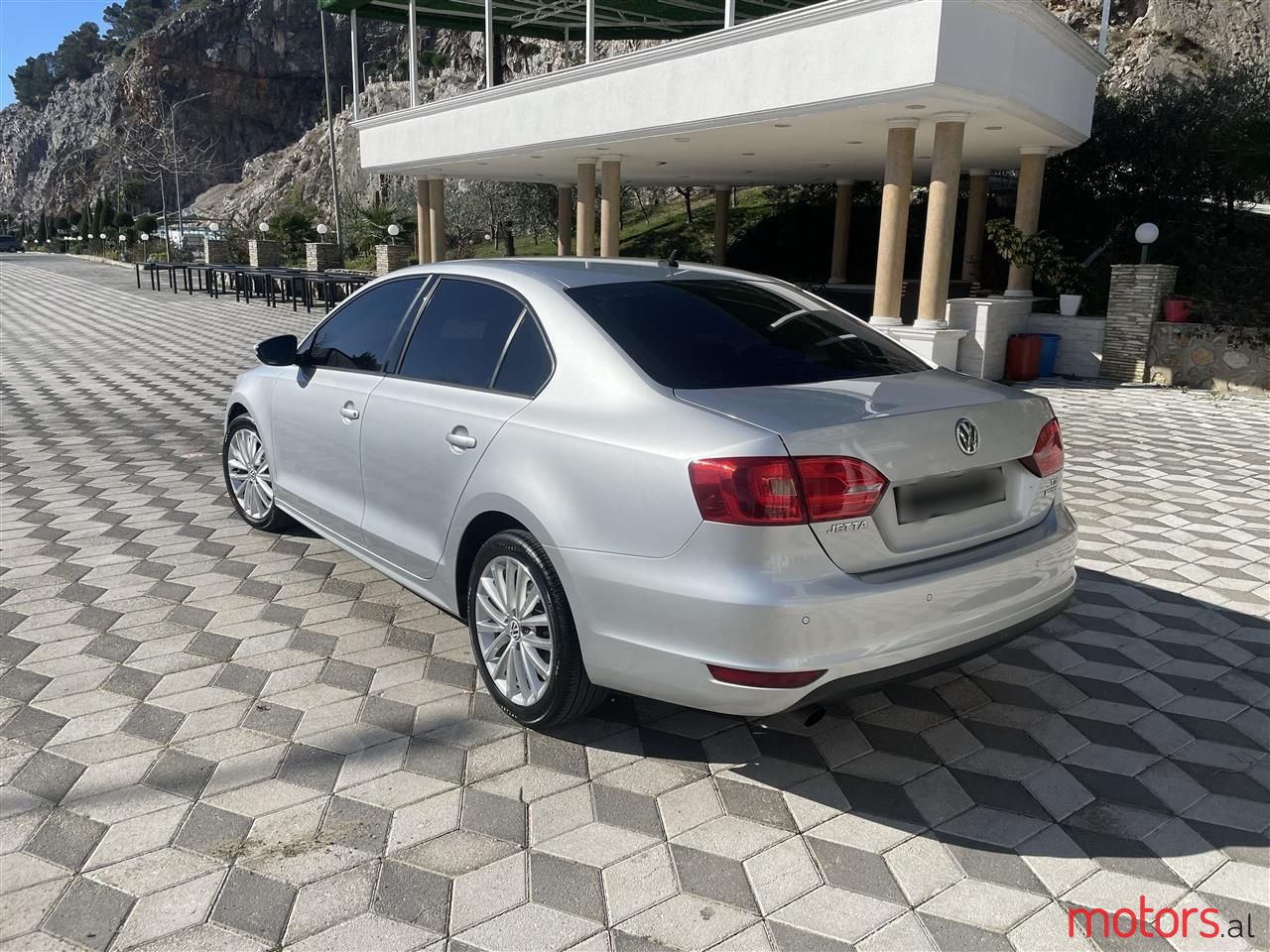 2011' Volkswagen Jetta photo #6