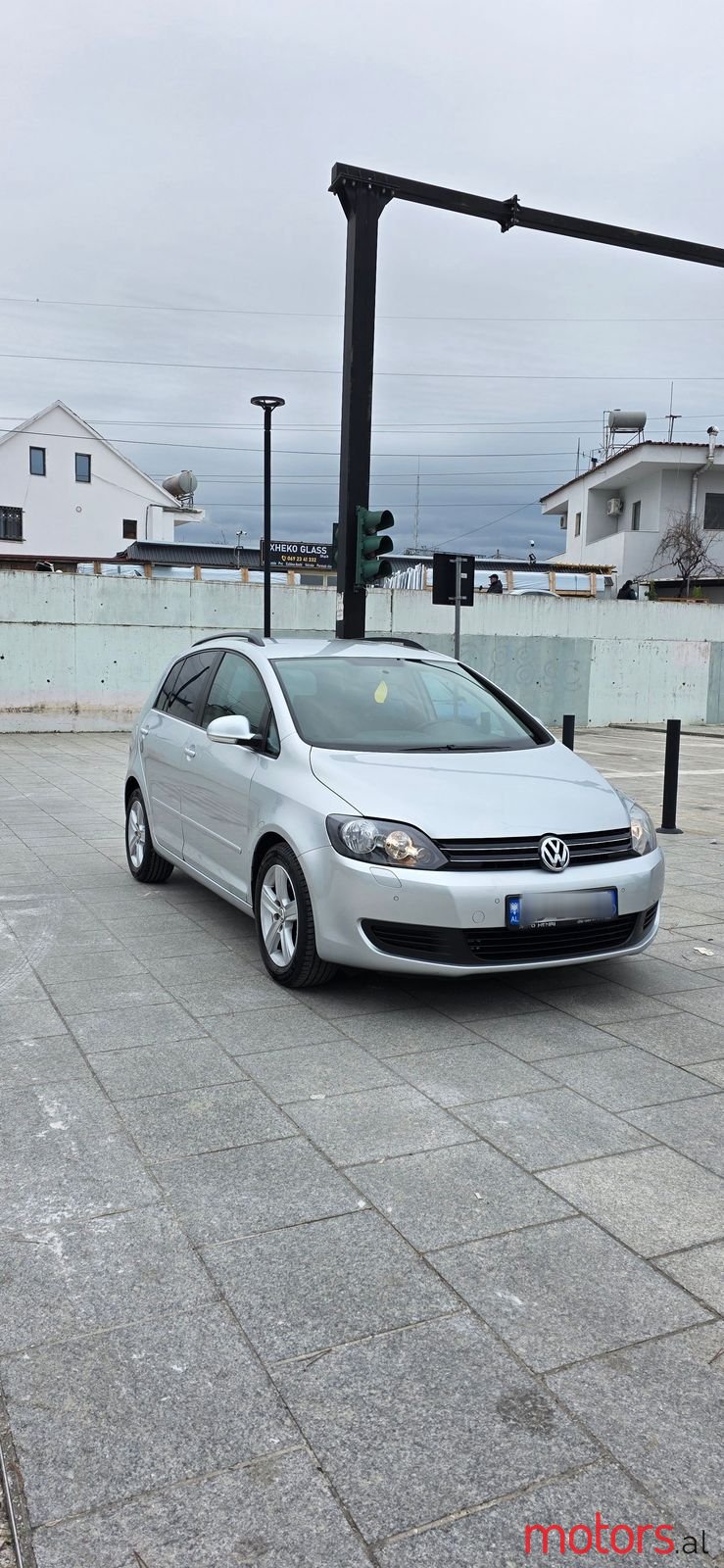 2009' Volkswagen Golf Plus photo #1