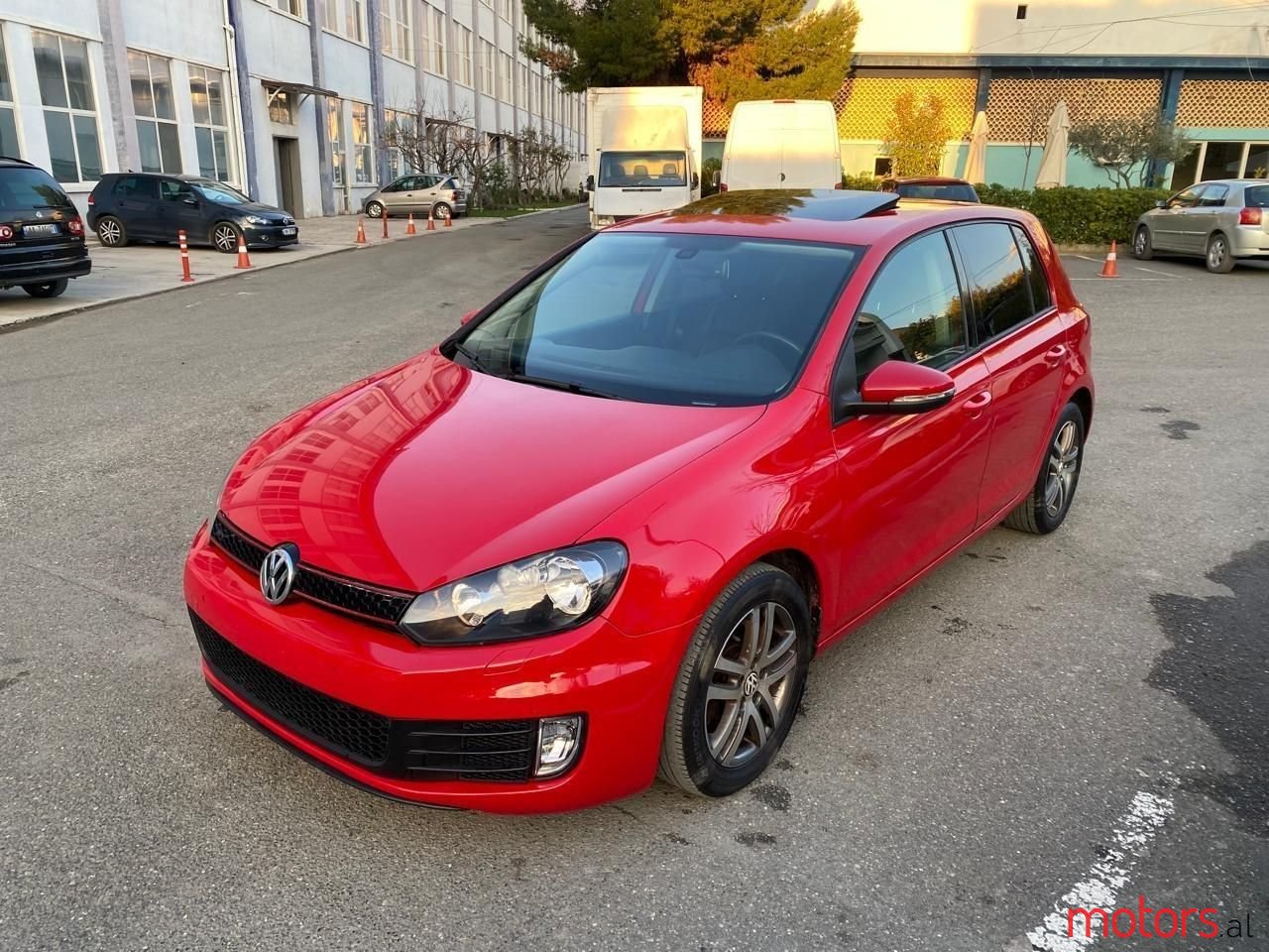 2012' Volkswagen Golf photo #1
