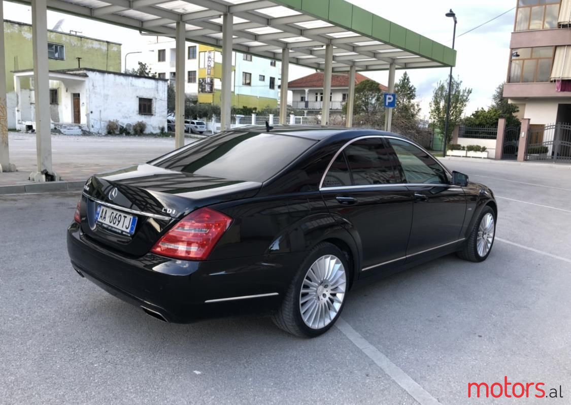 2010' Mercedes-Benz S 350 photo #3