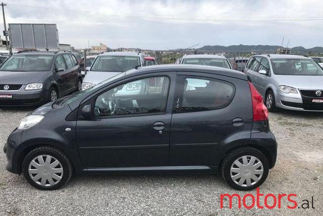 2009' Peugeot 107 photo #1