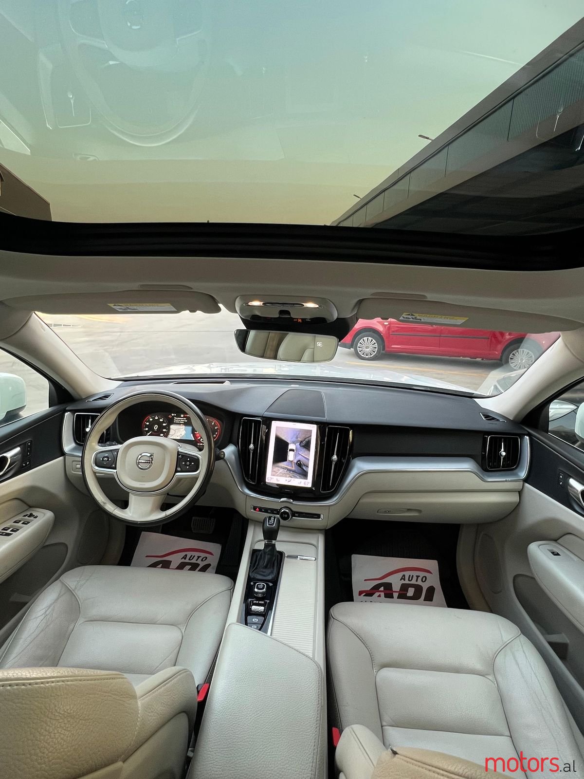 2018' Volvo Xc 60 photo #5