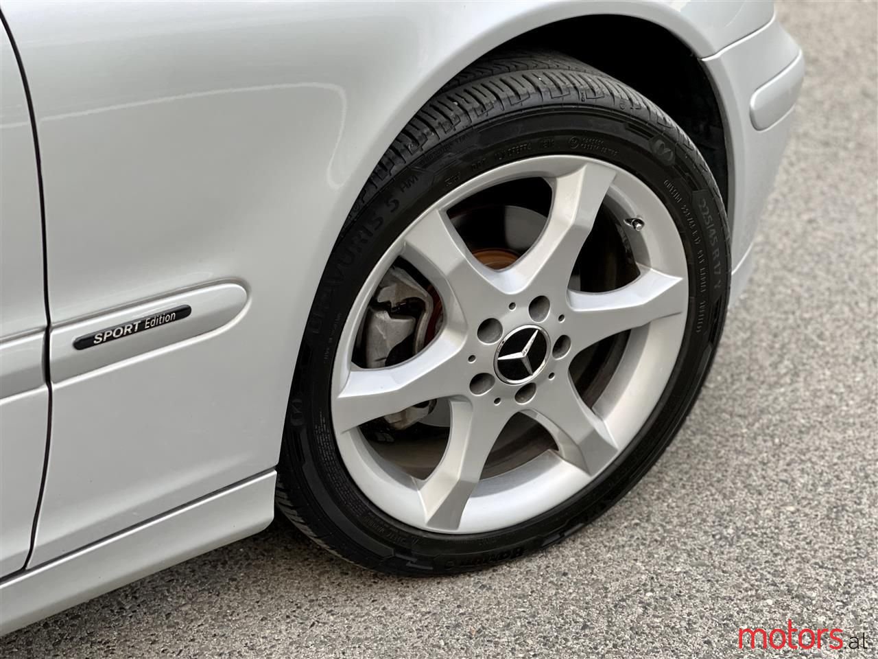 2006' Mercedes-Benz C 180 photo #4