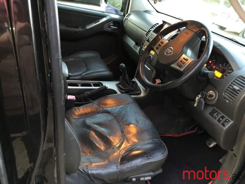 2007' Nissan Navara photo #3