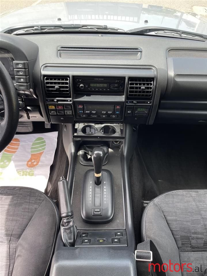 2004' Land Rover Discovery photo #2