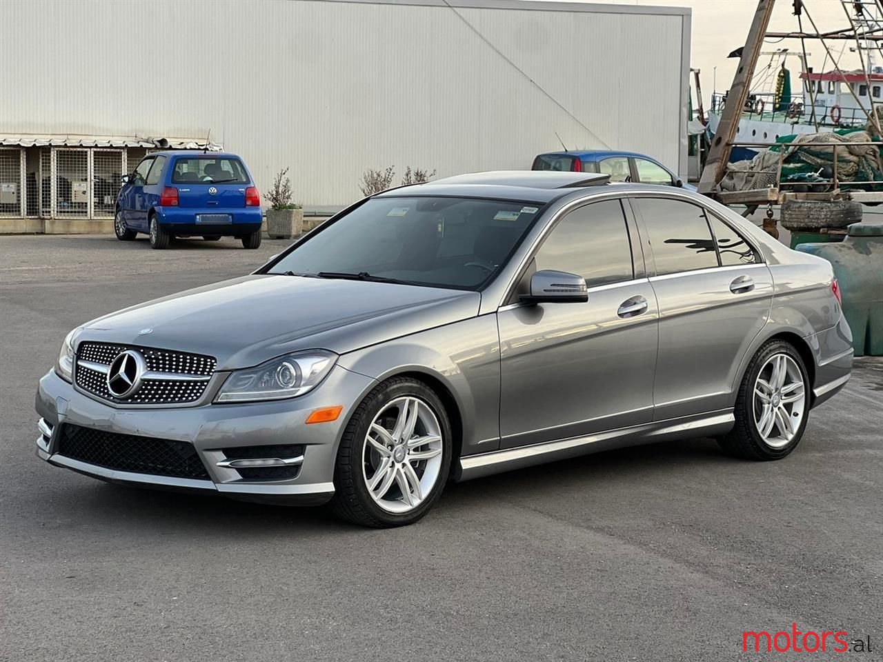 2012' Mercedes-Benz C 300 photo #2