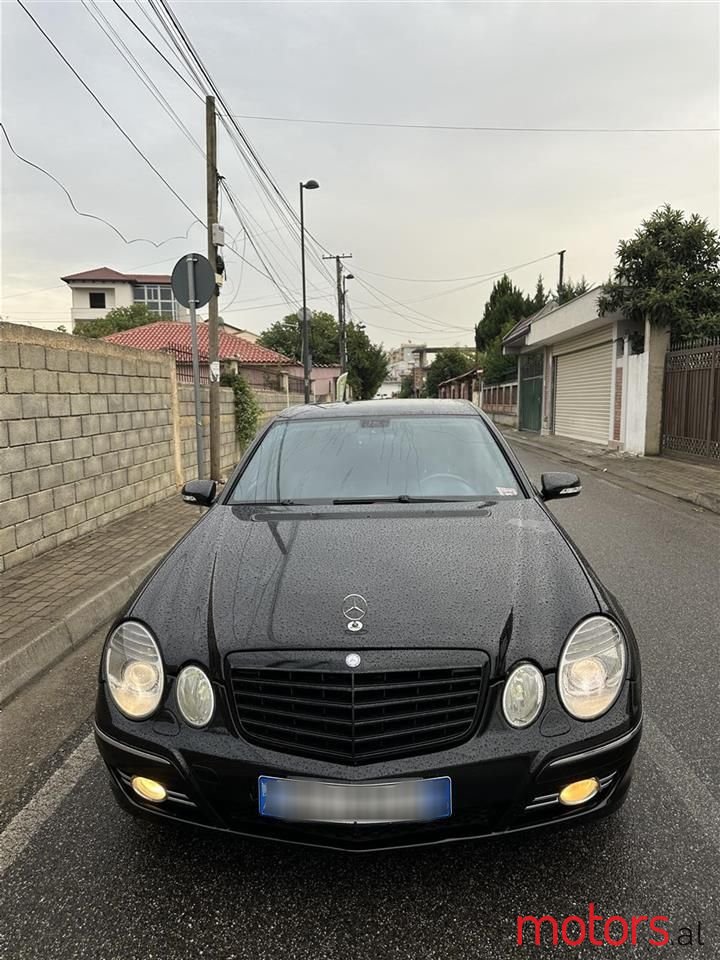 2008' Mercedes-Benz E 280 photo #4