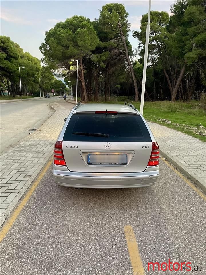 2005' Mercedes-Benz C 220 photo #5