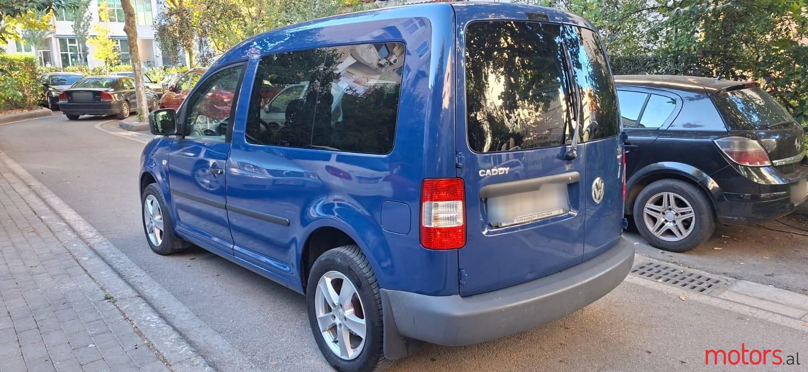 2008' Volkswagen Caddy photo #4