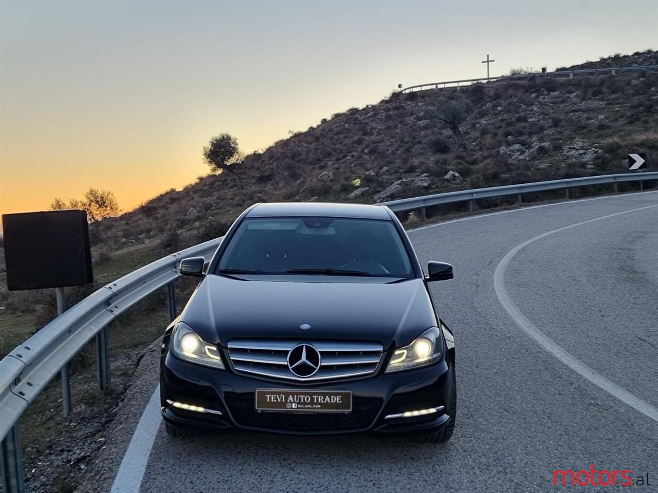 2012' Mercedes-Benz C 220 photo #3