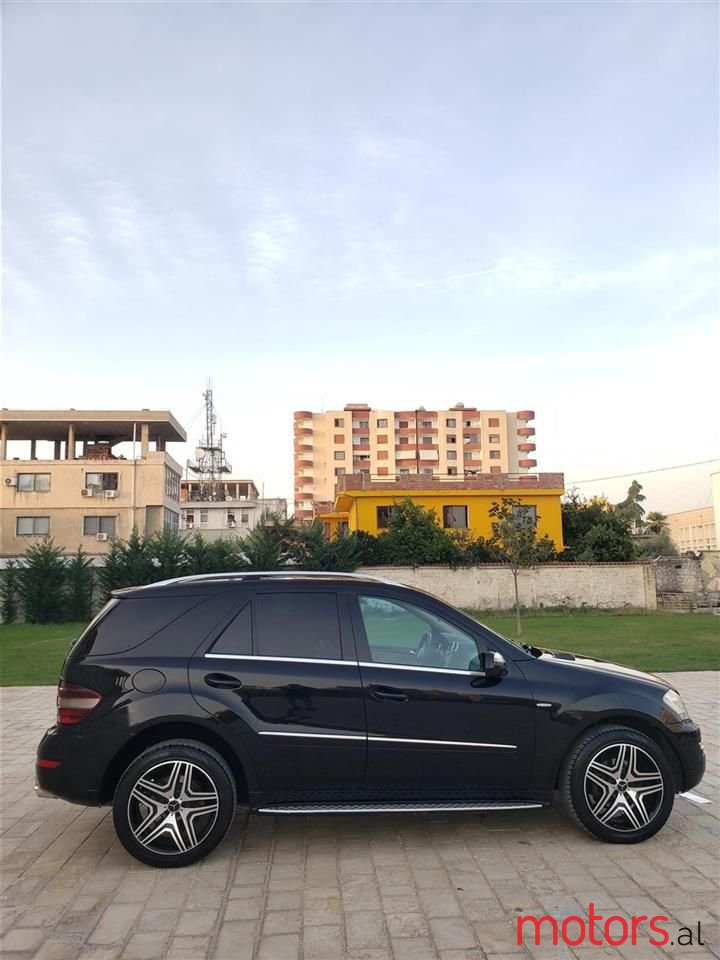 2009' Mercedes-Benz ML 280 photo #6