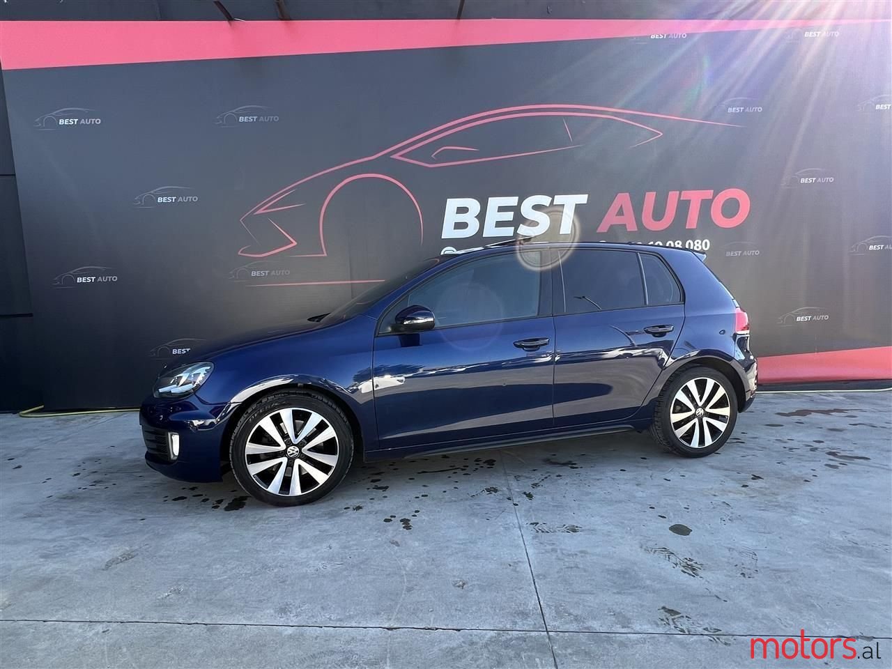 2012' Volkswagen Golf photo #1